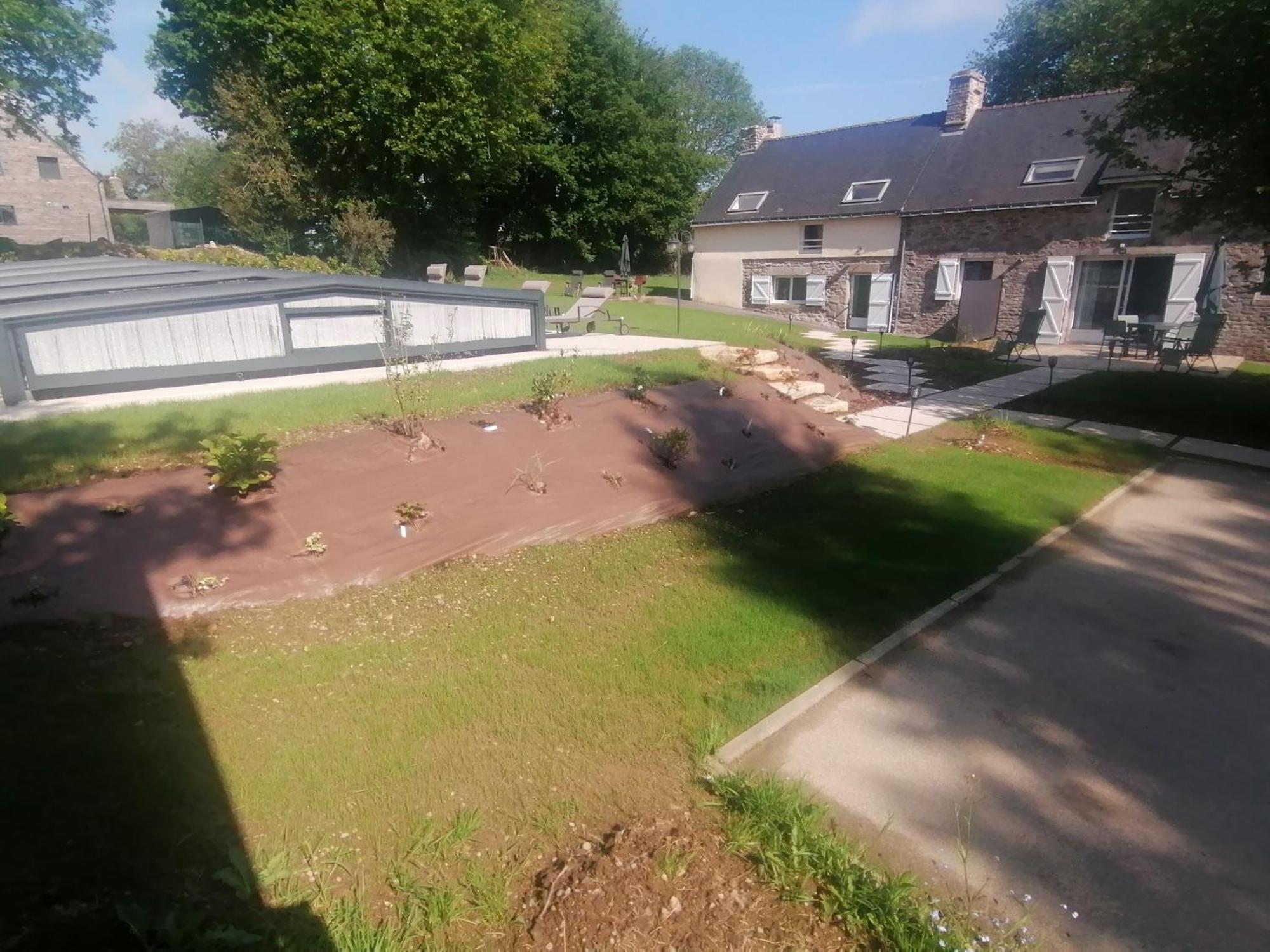 Les Gites De L'Etang De La Foret Brandivy Ngoại thất bức ảnh